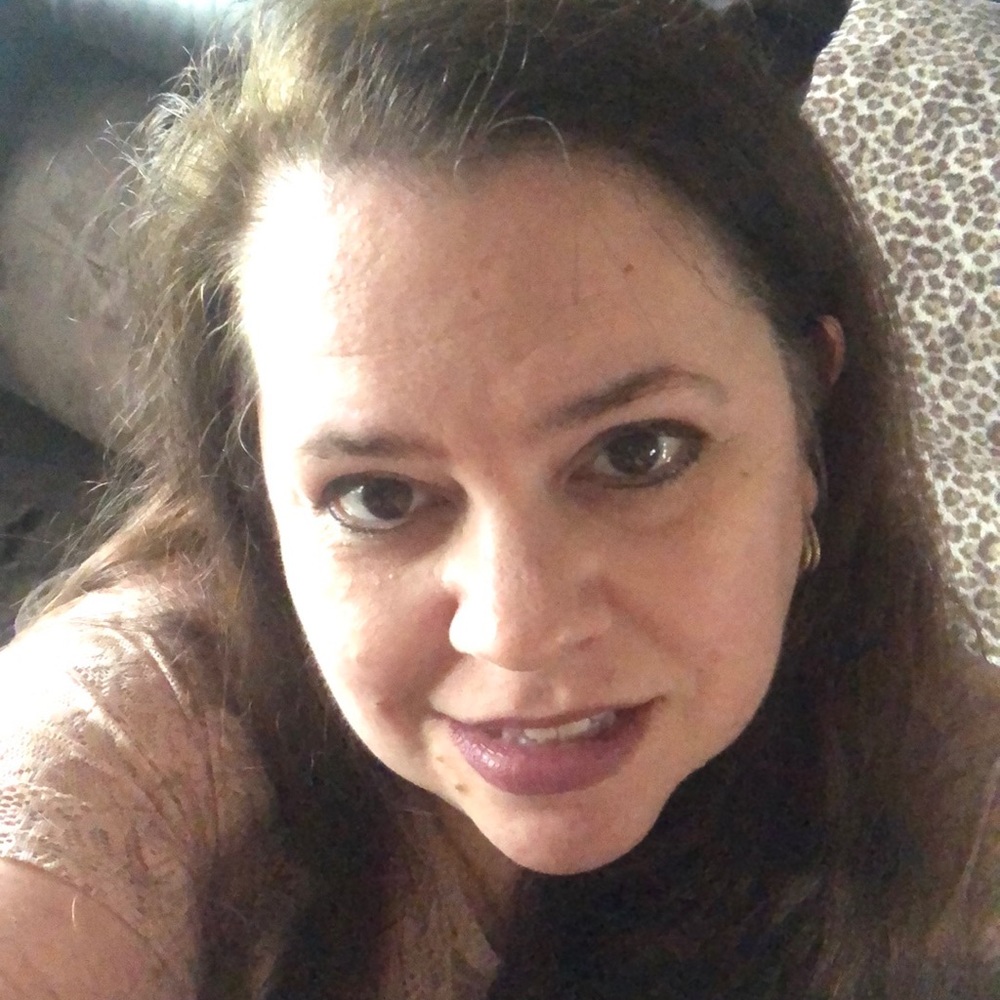 Meet your Posher, Twyla